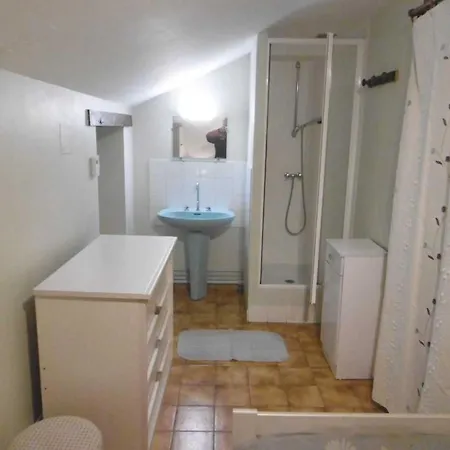 Casa de Férias Maison Familiale Avec Jardin Clos, Proche Des Activites Et Loisirs, Internet Inclus - Fr-1-410-129 *