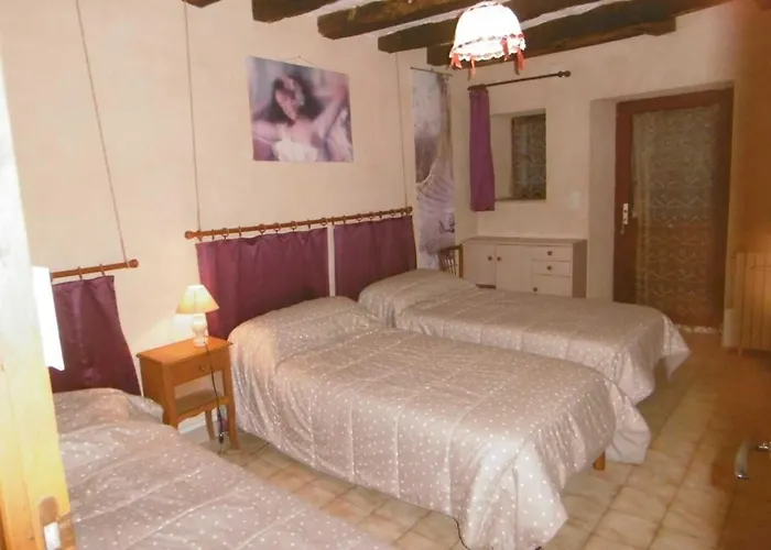 Maison Familiale Avec Jardin Clos, Proche Des Activités Et Loisirs, Internet Inclus - Fr-1-410-129 Mareil-sur-Loir